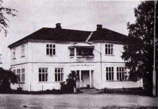 Nye Bergesiden skole ferdig 1915 - nedlagt 1966 - solgt 1968.